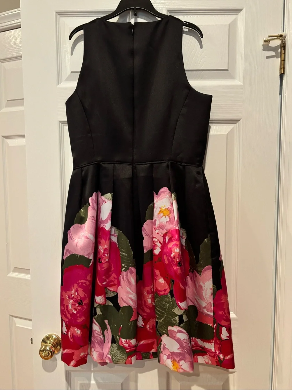 Tahari ASL Sleeveless Black Floral Bottom Mini Dress - Picture 2 of 6